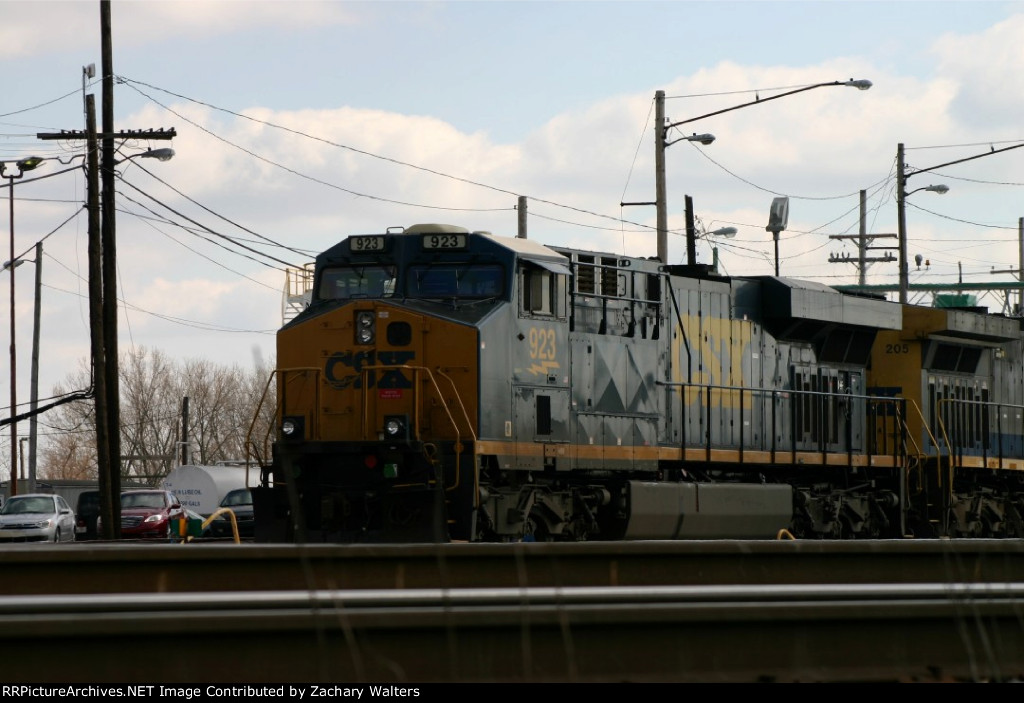 CSX 923